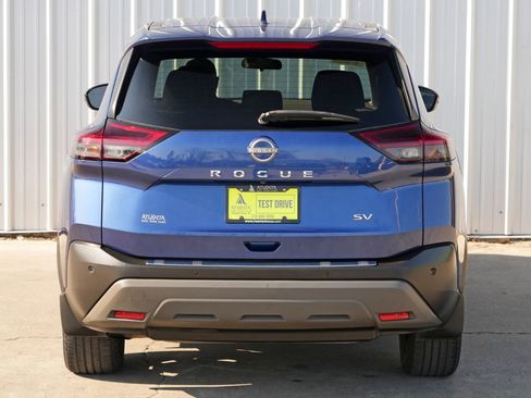 Used 2022 Nissan Rogue SV image 44