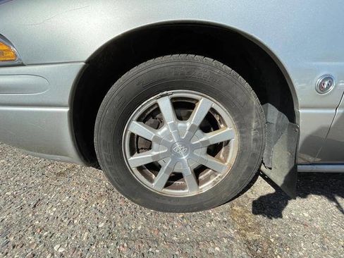 Used 2004 Buick Le Sabre Custom w/ Wheel and Sounds Package image 11