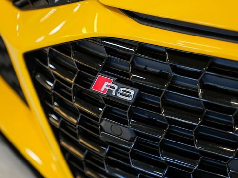 Used 2023 Audi R8 V10 performance RWD image 32