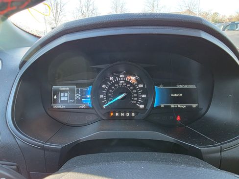 Used 2024 Ford Edge ST-Line image 17