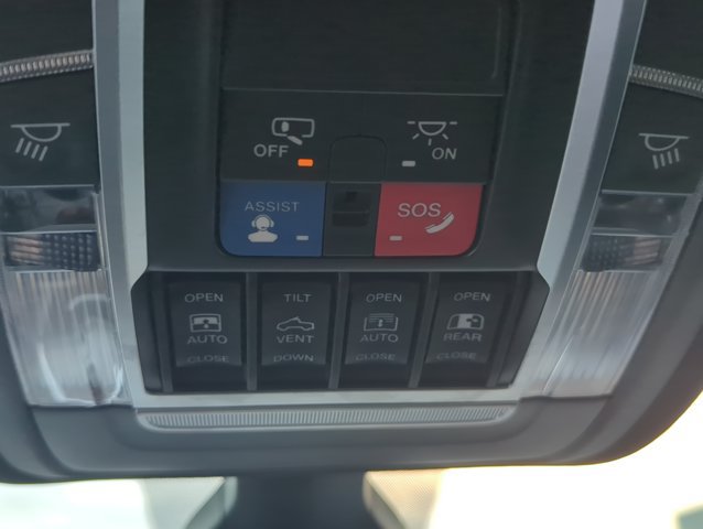 Used 2020 RAM 1500 Big Horn AWD/4WD image 22