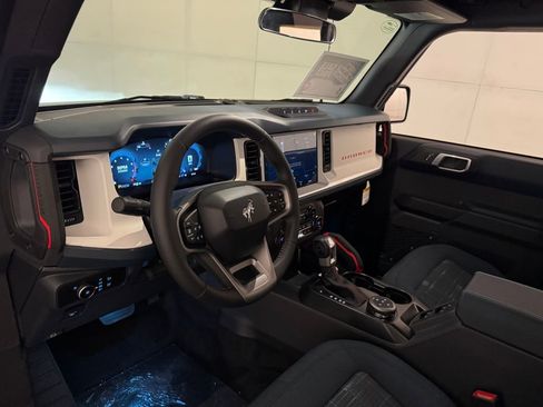 New 2025 Ford Bronco Heritage Edition image 39