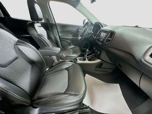 Used 2018 Jeep Compass Latitude w/ Cold Weather Group image 25