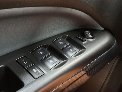 Used 2022 Chevrolet Colorado Z71 image 32