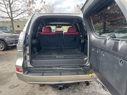 Used 2020 Lexus GX 460 Luxury image 33