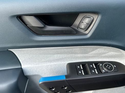 New 2026 Ford Maverick XLT image 19