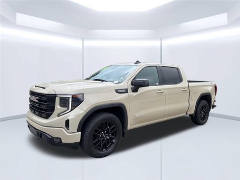 Used 2023 GMC Sierra 1500 Elevation w/ X31 Off-Road Package AWD/4WD image 2