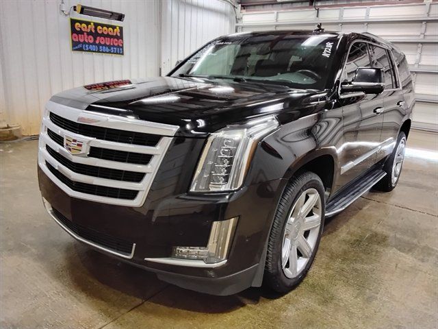 Used 2019 Cadillac Escalade Luxury AWD/4WD image 4