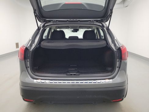 Used 2019 Nissan Rogue Sport SV w/ All-Weather Package image 29