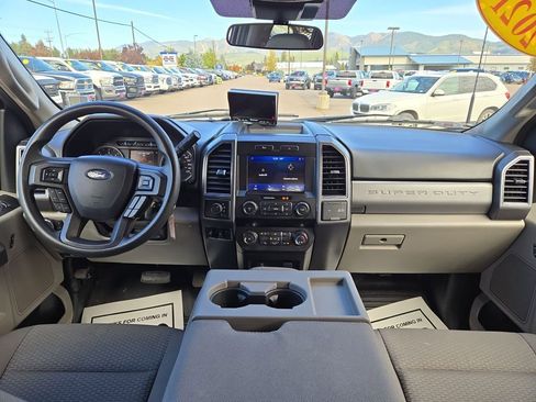 Used 2021 Ford F550 4x4 Crew Cab Super Duty image 18