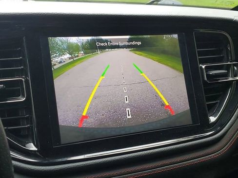 Used 2023 Dodge Durango R/T w/ Blacktop Package AWD/4WD image 17