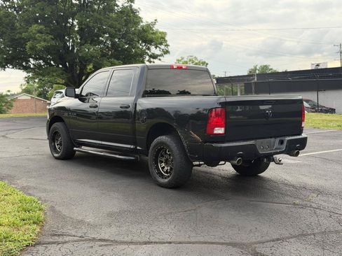 Used 2017 RAM 1500 Express w/ Black Ram 1500 Express Group AWD/4WD image 3