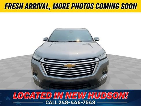 Used 2023 Chevrolet Traverse Premier FWD image 5