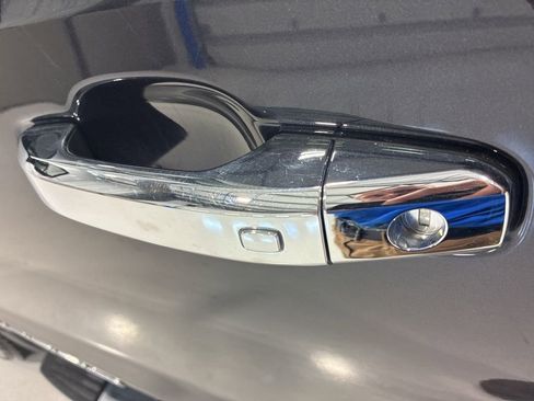 Used 2024 GMC Sierra 1500 SLT w/ SLT Premium Plus Package image 15