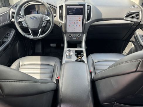 Used 2024 Ford Edge SEL image 40