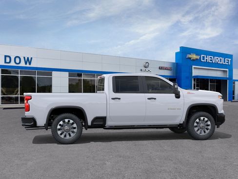 New 2026 Chevrolet Silverado 2500 Custom w/ Custom Value Package image 5