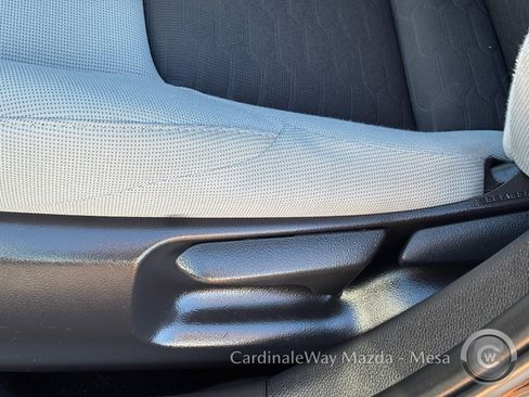 Used 2023 Toyota Corolla SE image 21