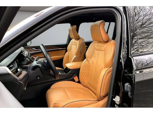 Certified 2024 Jeep Grand Cherokee L Summit w/ High Altitude Package image 22