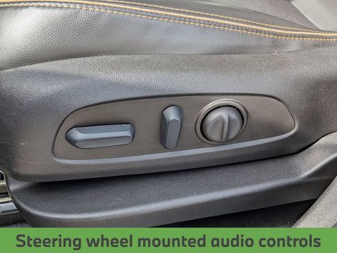 Used 2022 GMC Terrain AT4 w/ LPO, Floor Liner Package AWD/4WD image 17