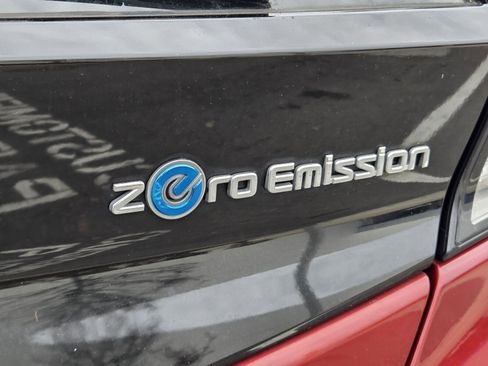 Used 2018 Nissan Leaf SV w/ SV All Weather Package image 26