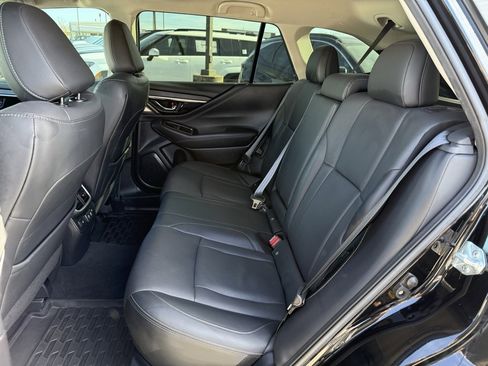 Used 2022 Subaru Outback Limited image 33