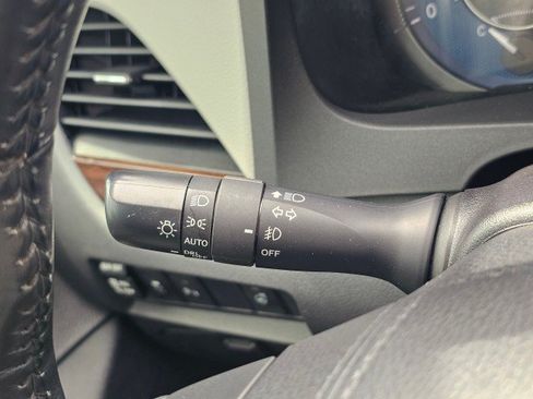 Used 2020 Toyota Sienna Limited FWD image 37