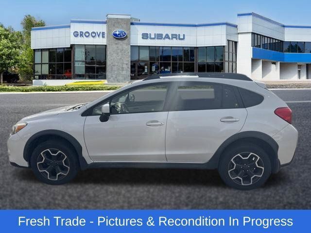 Used 2014 Subaru Crosstrek 2.0i Limited AWD/4WD image 2