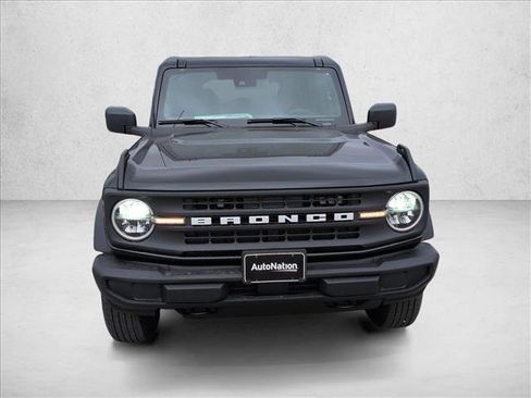 New 2025 Ford Bronco 4-Door image 5
