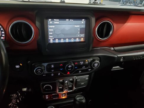 Used 2019 Jeep Wrangler Unlimited Rubicon AWD/4WD image 29