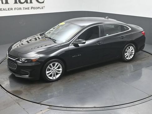 Used 2018 Chevrolet Malibu LT FWD image 43