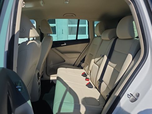 Used 2012 Volkswagen Tiguan S AWD/4WD image 26