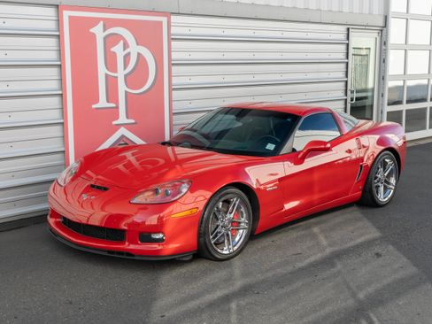 Used 2008 Chevrolet Corvette Z06 w/ Preferred Equipment Group image 41