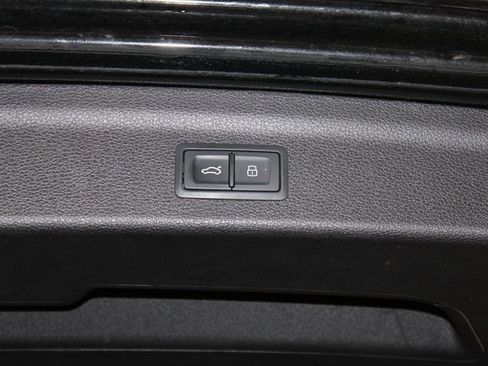 Used 2022 Audi Q3 2.0T Premium Plus image 33