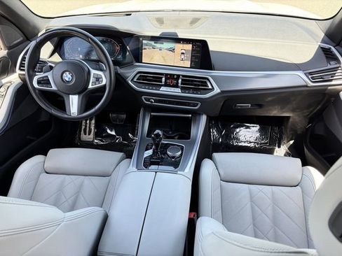 Used 2023 BMW X5 sDrive40i w/ M Sport Package RWD image 16