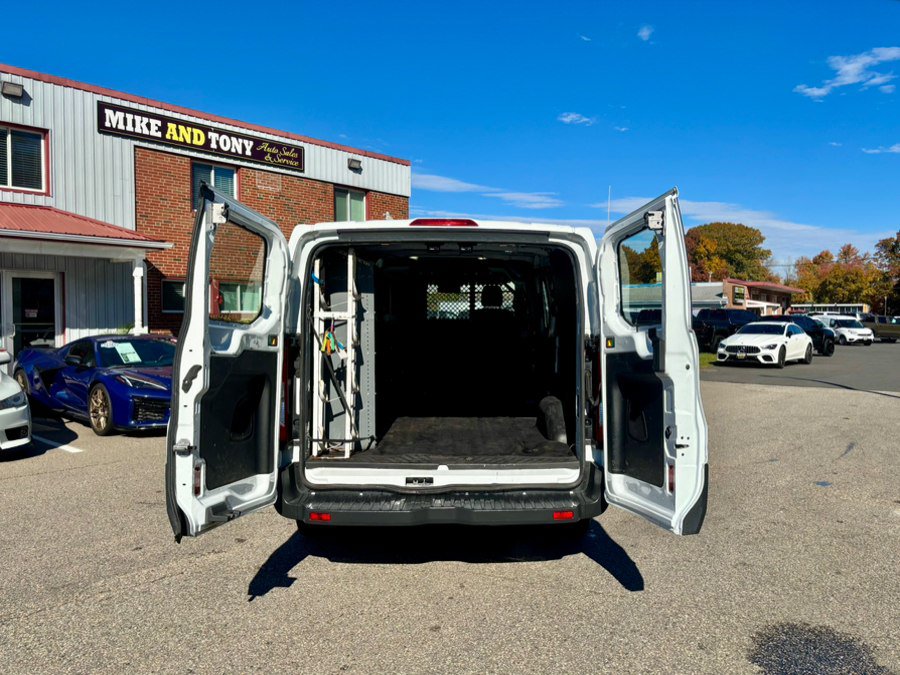 Used 2018 Ford Transit 250 130 Low Roof RWD image 26
