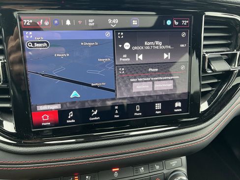 Used 2023 Dodge Durango GT image 25