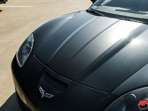 Used 2012 Chevrolet Corvette Z06 w/ 3LZ Preferred Equipment Group image 21