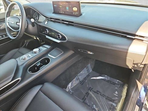 Used 2025 Genesis GV70 2.5T AWD/4WD image 22