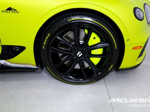 Used 2020 Bentley Continental GT image 29