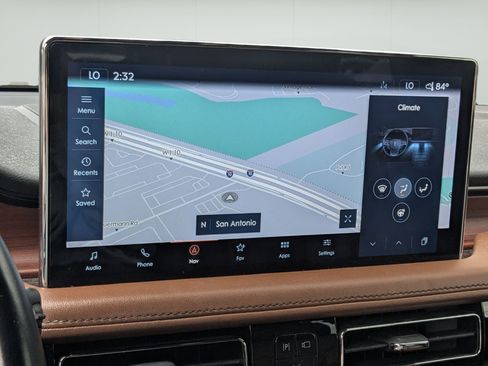Used 2022 Lincoln Nautilus Reserve FWD image 17