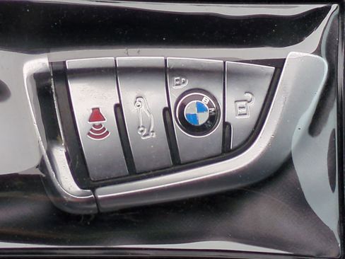 Used 2019 BMW 540i 540i w/ M Sport Package image 33