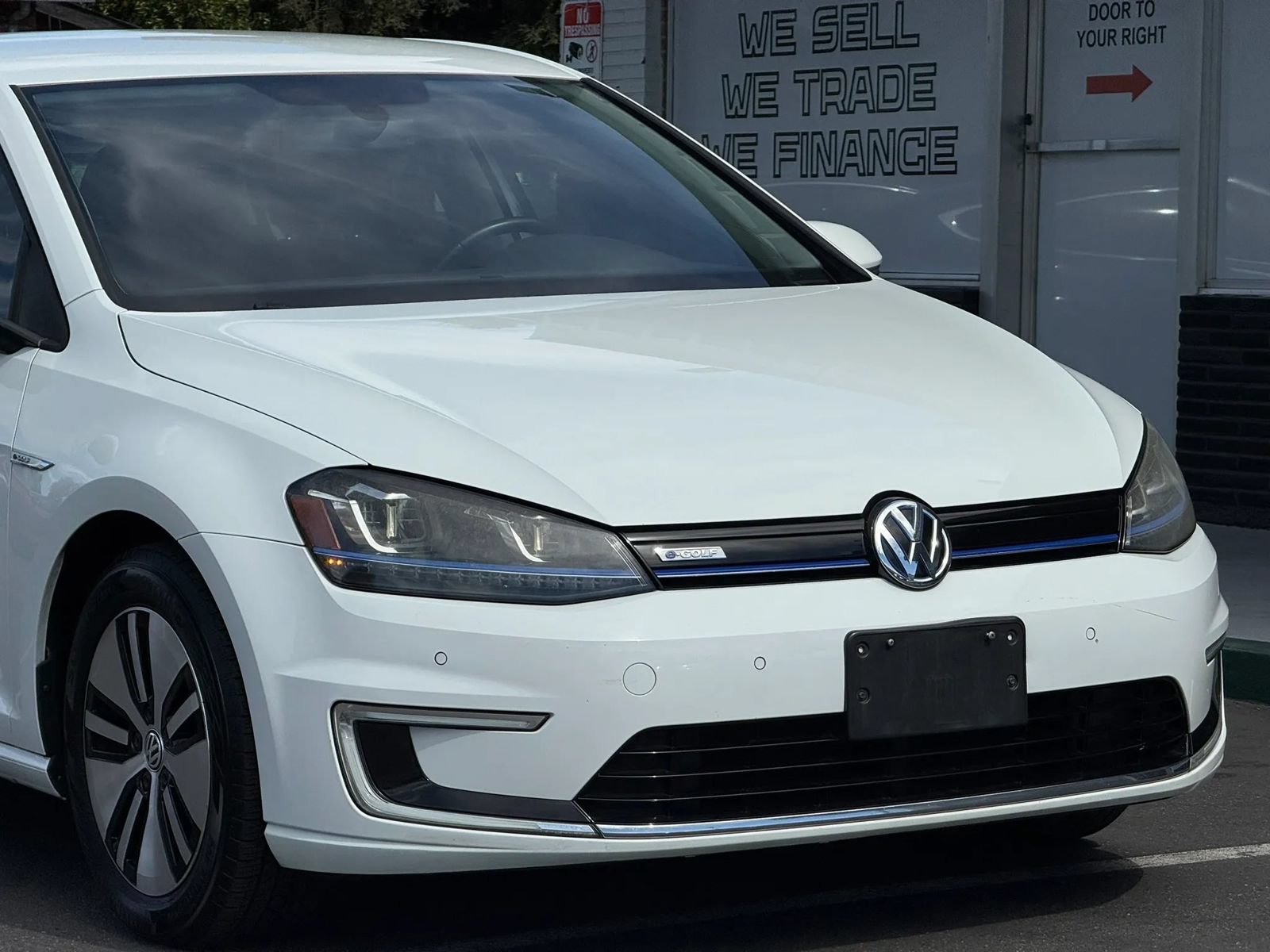 Used 2015 Volkswagen e-Golf SEL Premium FWD image 7