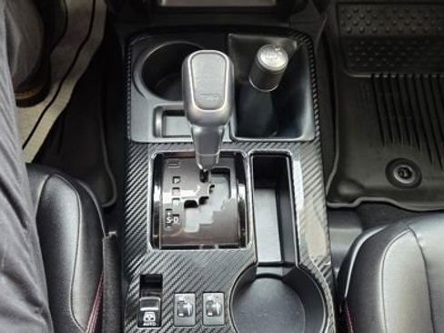 Used 2018 Toyota 4Runner TRD Off-Road Premium image 20