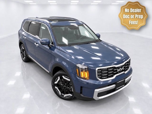 Used 2024 Kia Telluride S w/ S Sunroof Package AWD/4WD image 3