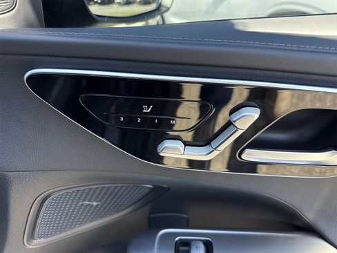 Used 2023 Mercedes-Benz C 300 Sedan image 25