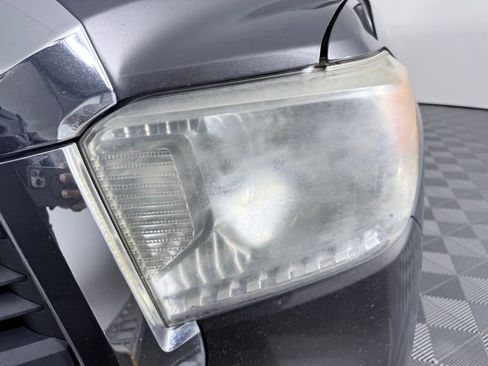 Used 2015 Toyota Tundra SR5 w/ SR5 Upgrade Package image 27