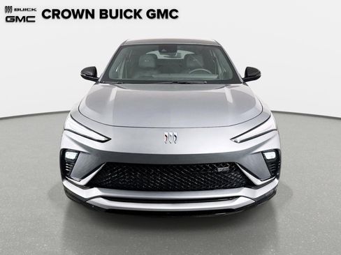 New 2026 Buick Envista Sport Touring w/ Convenience I Package FWD image 2