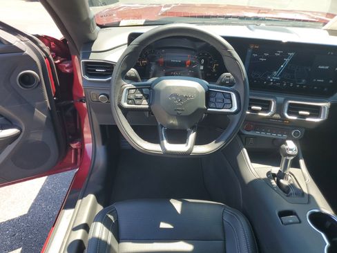 Used 2025 Ford Mustang Premium RWD image 22
