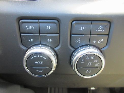 New 2026 GMC Sierra 1500 AT4 w/ AT4 Premium Package image 18