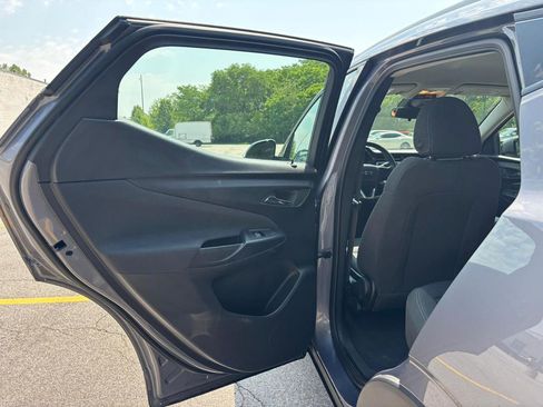 Used 2023 Chevrolet Bolt EUV LT FWD image 13